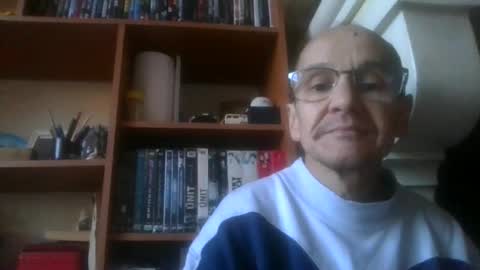 Snapshot of pichoun71 chatting on 20, 12, 2024 pichoun71 online show from 20, 12, 2024