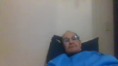 Snapshot of pichoun71 chatting on 10, 1, 2025 pichoun71 online show from 10, 1, 2025