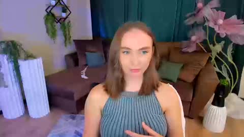 Emelie online show from 23, 9, 2025