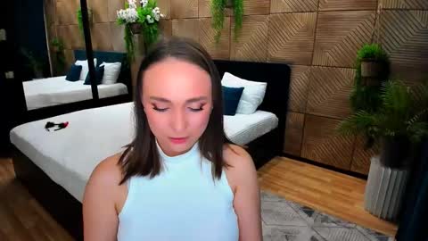 Emelie online show from 23, 10, 2025