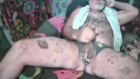 piercecox13 online show from 25, 4, 2026