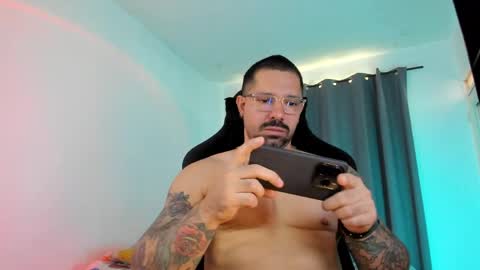 Pierre online show from 12, 4, 2026