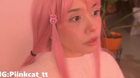 Snapshot of piinkcat chatting on 11, 4, 2026 Emi online show from 11, 4, 2026