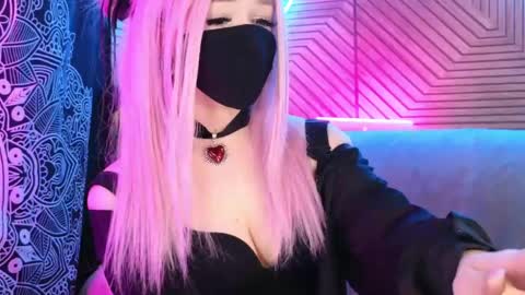 Snapshot of pika_pikaa chatting on 4, 5, 2026 Sonya online show from 4, 5, 2026