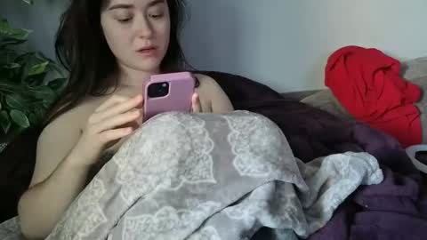 PilloGoddess online show from 10, 5, 2026