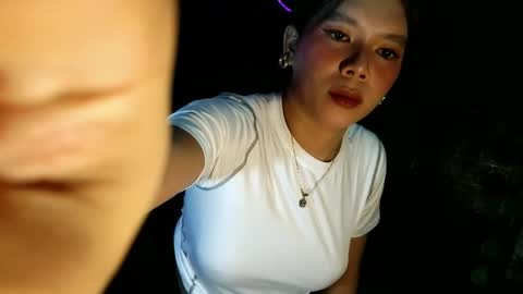 pinay_angel20 online show from 12, 4, 2026