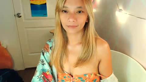 Snapshot of pinay_beauty14 chatting on 21, 2, 2025 pinay beauty14 online show from 21, 2, 2025