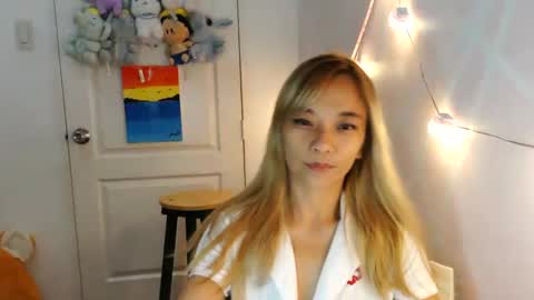 Snapshot of pinay_beauty14 chatting on 28, 2, 2025 pinay beauty14 online show from 28, 2, 2025