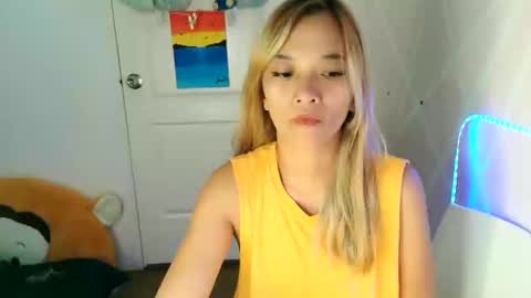 Snapshot of pinay_beauty14 chatting on 11, 3, 2025 pinay beauty14 online show from 11, 3, 2025