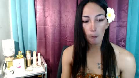 lucyLove online show from 21, 7, 2026