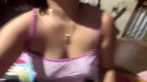 pinay_mommyyy online show from 4, 6, 2026