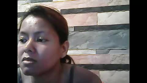 Snapshot of pinayhairyflower chatting on 4, 4, 2026 Nica online show from 4, 4, 2026