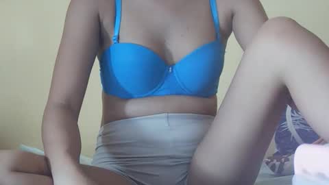 pinaysweet_couple online show from 12, 11, 2025