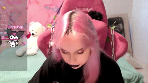 Nancy online show from 4, 12, 2024