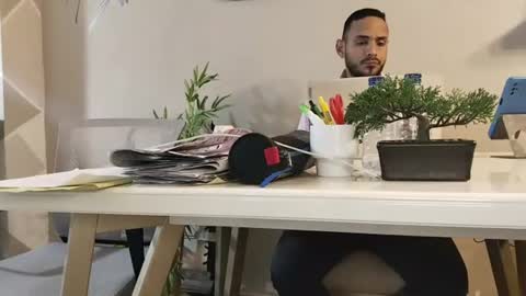 pineappleflipped online show from 24, 6, 2026