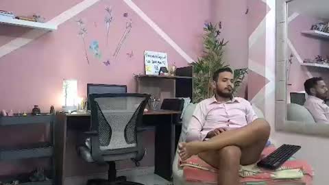 pineappleflipped online show from 27, 7, 2026