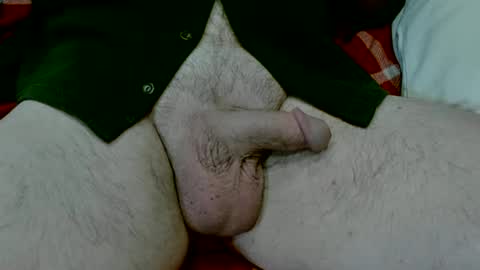 Snapshot of pinewoodman chatting on 3, 1, 2025 pinewoodman online show from 3, 1, 2025