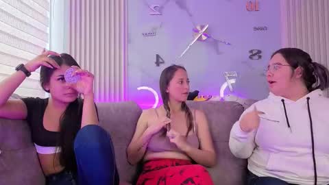 pink_as online show from 20, 2, 2026