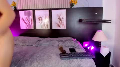 pink_as online show from 5, 3, 2026