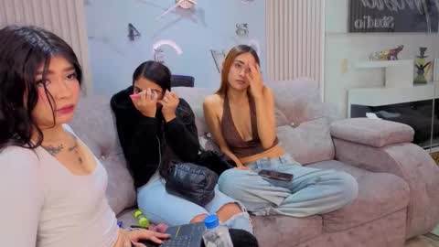 pink_as online show from 11, 3, 2026