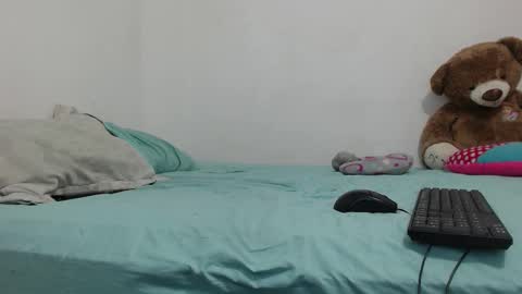 pink_love_25 online show from 12, 11, 2025