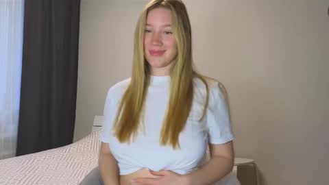   online show from 28, 9, 2025