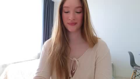 Snapshot of pink_rosee_ chatting on 10, 8, 2026 online show from 10, 8, 2026