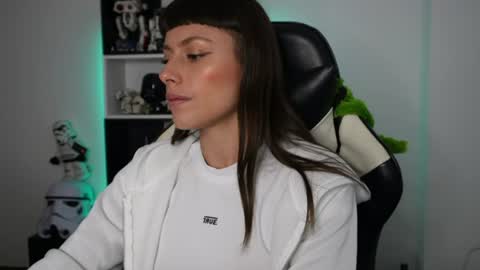 Emily online show from 19, 7, 2026