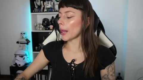 Emily online show from 29, 7, 2026