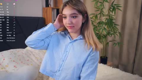 Snapshot of pinkncrazy chatting on 2, 3, 2025 HERES ALICE WELCOME EVERYONE LOVENSE DOMI REACT TO YOUR TIPS LETS MAKE A GREAT SHOW TOGETHER online show from 2, 3, 2025