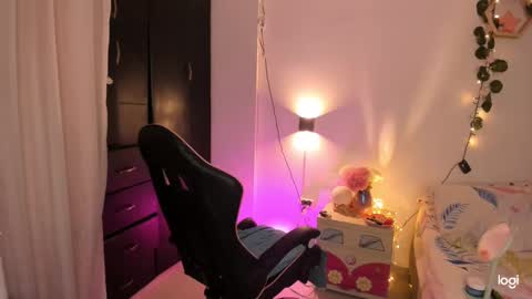 Sarah .. online show from 29, 12, 2024