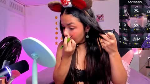 Sarah .. online show from 21, 11, 2025