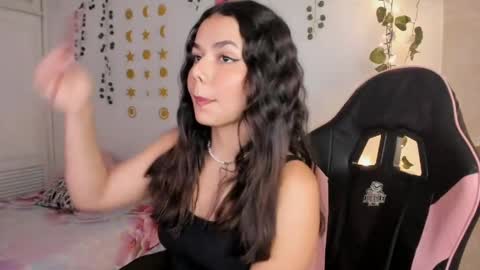 Sarah .. online show from 1, 4, 2026