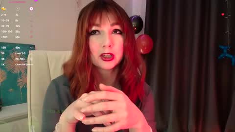 Perlita online show from 10, 11, 2025