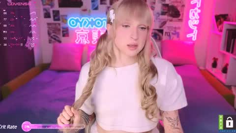 pinkvenom_ online show from 9, 2, 2025