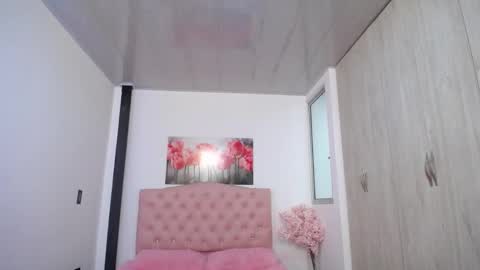 pinky_f00x online show from 13, 11, 2025