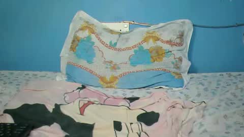 pinky_lov online show from 5, 12, 2025