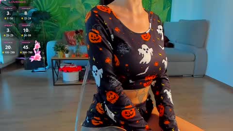 Pinkyishere online show from 30, 10, 2025