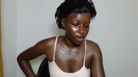 pinkykiki_247 online show from 27, 3, 2026