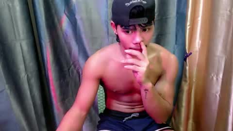 Snapshot of pinoy_fuckboy69 chatting on 5, 5, 2026 pinoy_fuckboy69 online show from 5, 5, 2026