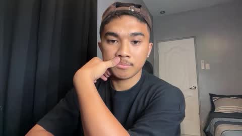 Snapshot of pinoyadriannexxx chatting on 4, 5, 2026 Adrianne online show from 4, 5, 2026