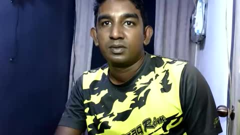 rayvienn online show from 26, 4, 2026