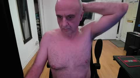 Snapshot of pip10 chatting on 8, 5, 2026 pip10 online show from 8, 5, 2026