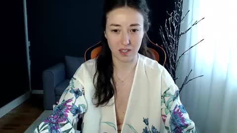 piscesgirl06 online show from 28, 2, 2025