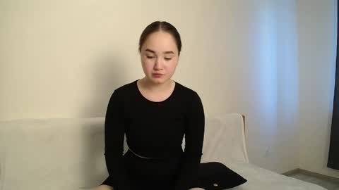 Snapshot of pixie____ chatting on 18, 5, 2026 Lily online show from 18, 5, 2026