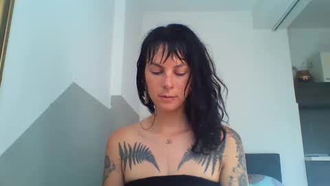Snapshot of pixiecatfairy chatting on 25, 10, 2025 pixiecatfairy online show from 25, 10, 2025