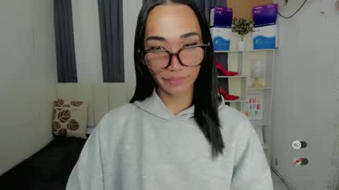 Snapshot of pixiedoll_ chatting on 21, 12, 2025 pixiedoll_ online show from 21, 12, 2025