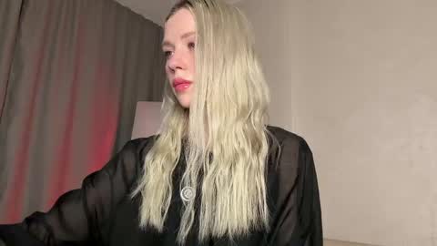 Snapshot of pixieprick chatting on 6, 5, 2026 Emmy and Edward online show from 6, 5, 2026