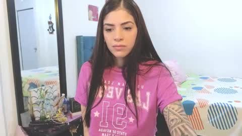 Snapshot of pk2secretxx chatting on 14, 12, 2024 Angie Henao online show from 14, 12, 2024