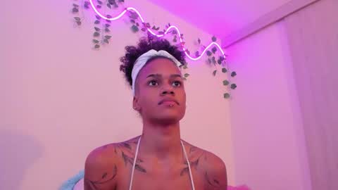 Venus  Vee  Cutie online show from 2, 12, 2025